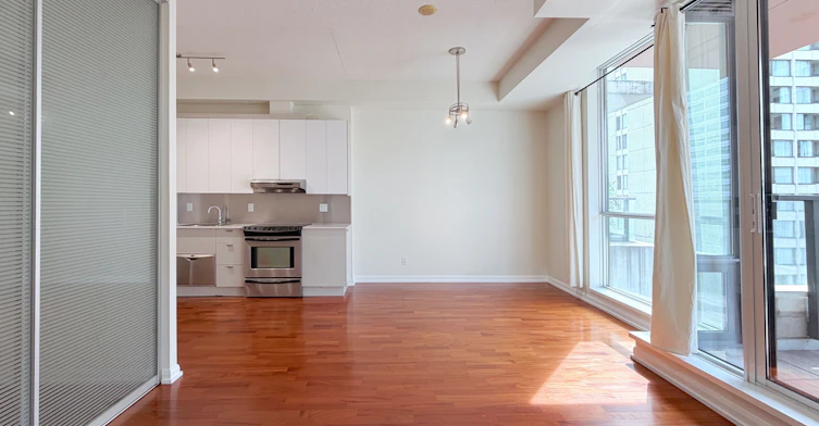 1820-111 Elizabeth Street, Toronto, ON, M5G 1P7 - 30