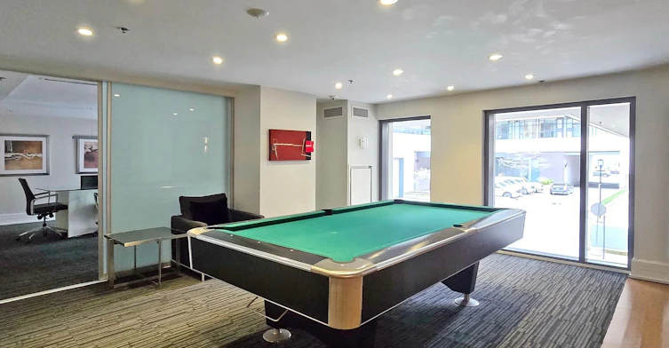 1820-111 Elizabeth Street, Toronto, ON, M5G 1P7 - 47