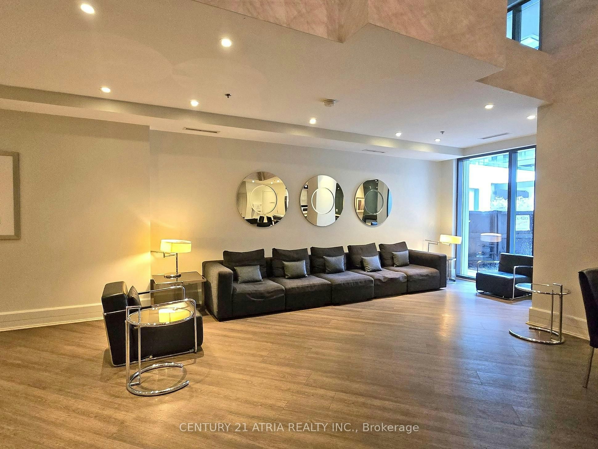1820-111 Elizabeth Street, Toronto, ON, M5G 1P7 - 42