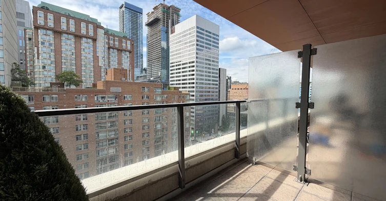 1820-111 Elizabeth Street, Toronto, ON, M5G 1P7 - 34