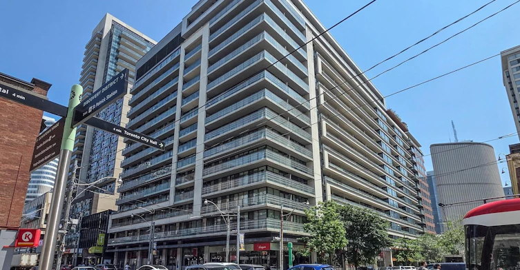 1820-111 Elizabeth Street, Toronto, ON, M5G 1P7 - 2