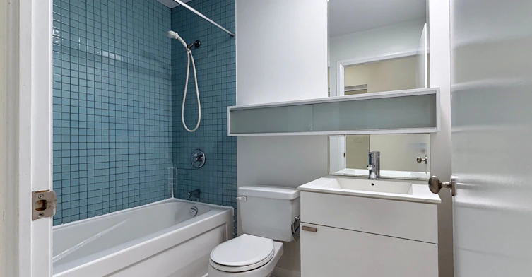 1820-111 Elizabeth Street, Toronto, ON, M5G 1P7 - 8