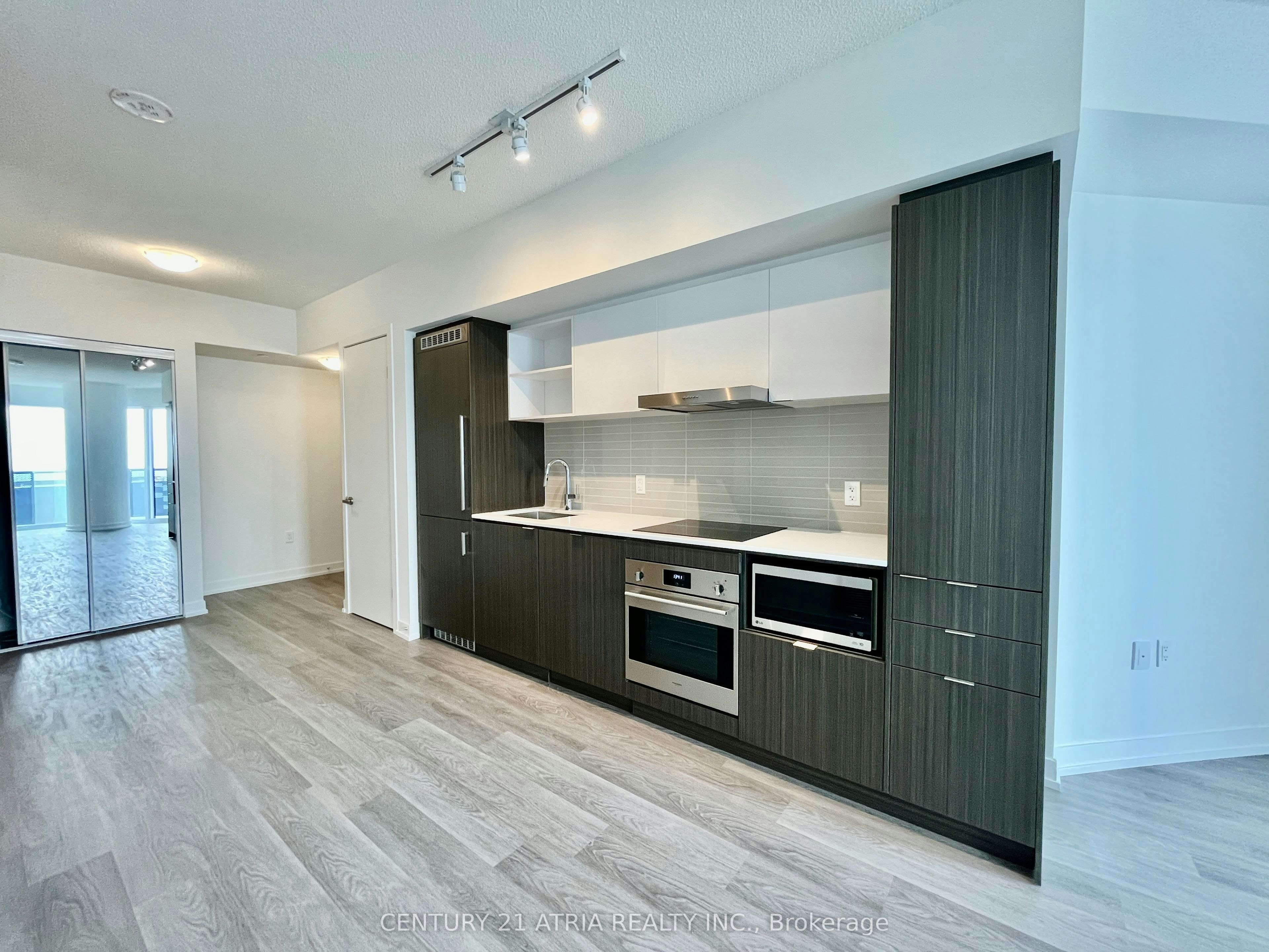 4509-55 Cooper Street, Toronto, ON, M5E 0G1 - 2