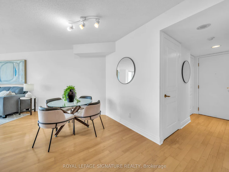 2122-15 Northtown Way, Toronto, ON, M2N 7A2 - 9