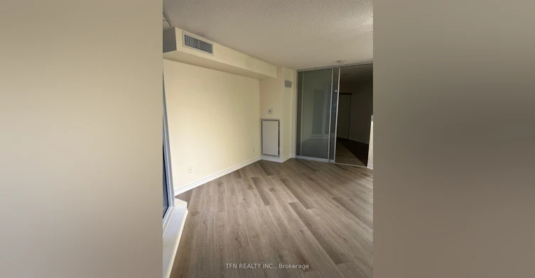 111 Elizabeth Street, Toronto, ON, M5G 1P7 - 3