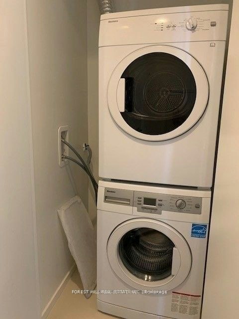 2412-1 Bloor Street E, Toronto, ON, M4W 1A9 - 9