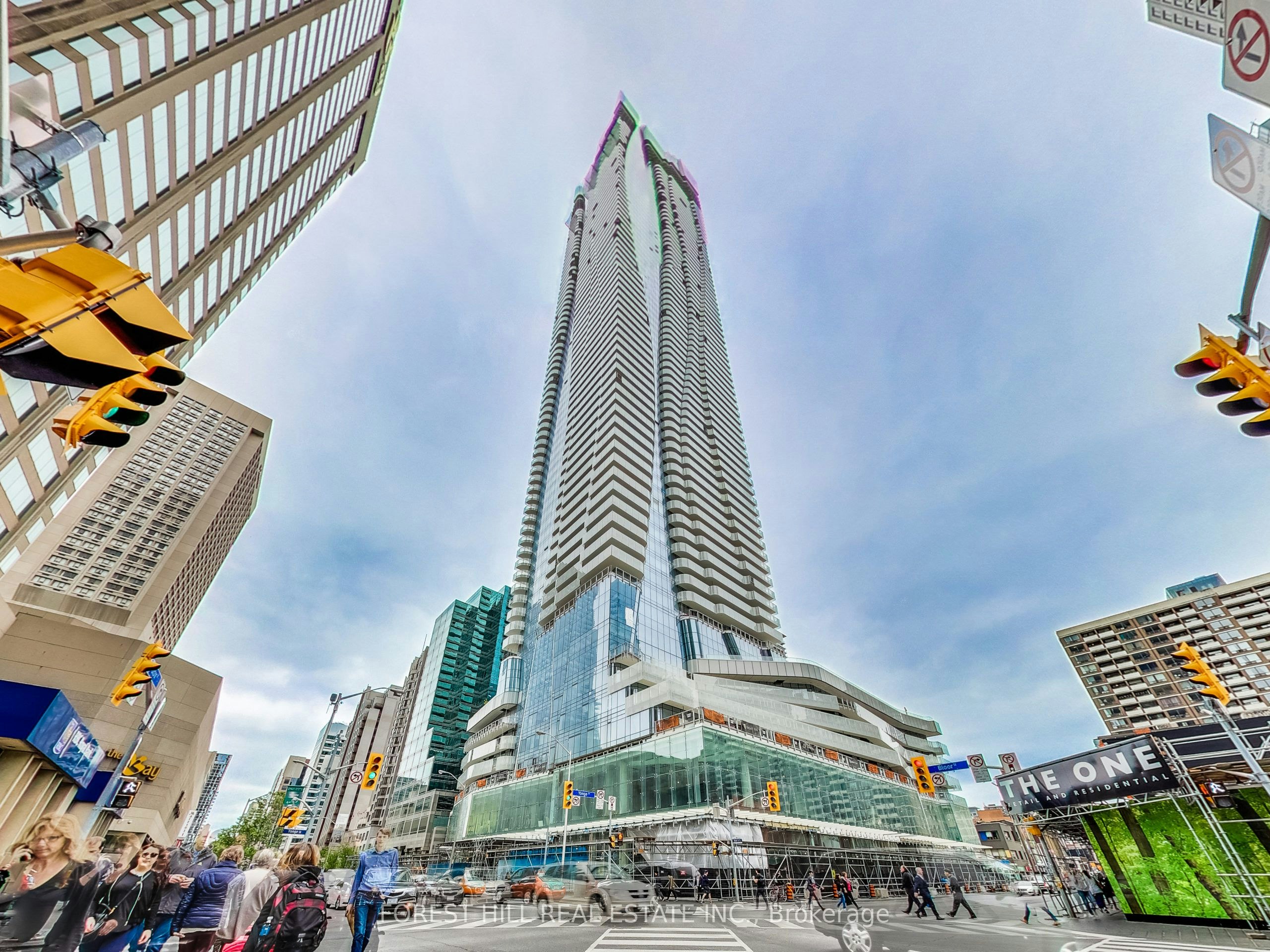 2412-1 Bloor Street E, Toronto, ON, M4W 1A9