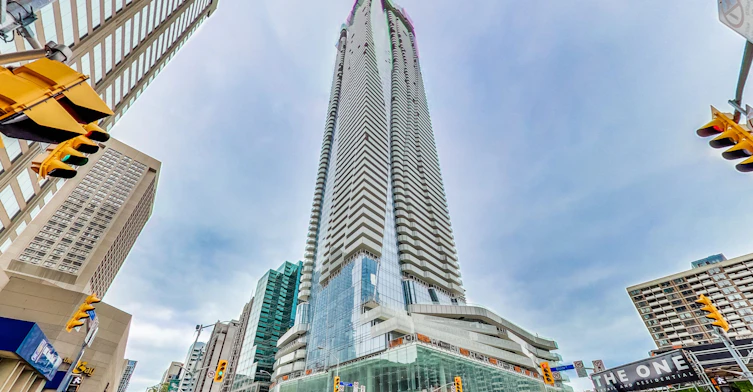 2412-1 Bloor Street E, Toronto, ON, M4W 1A9
