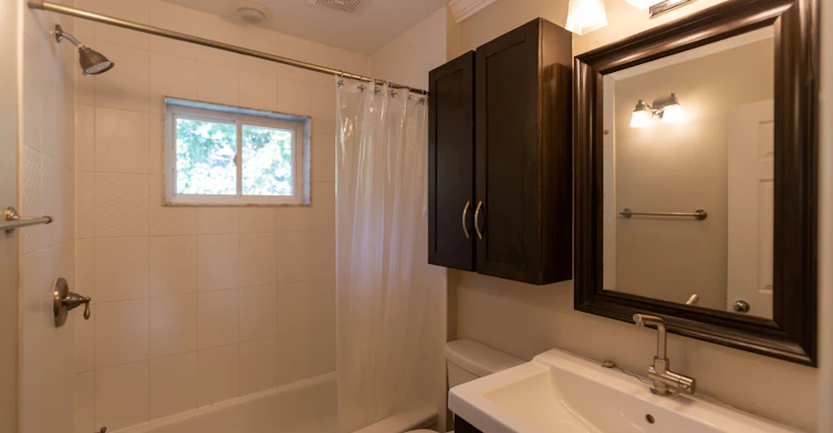 212 Fairlawn Avenue, Toronto, ON, M5M 1S8 - 16