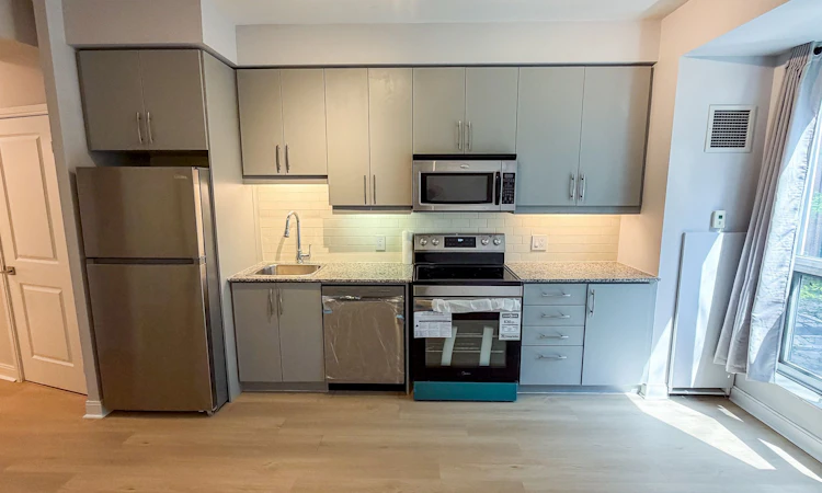 311-1 Scott Street