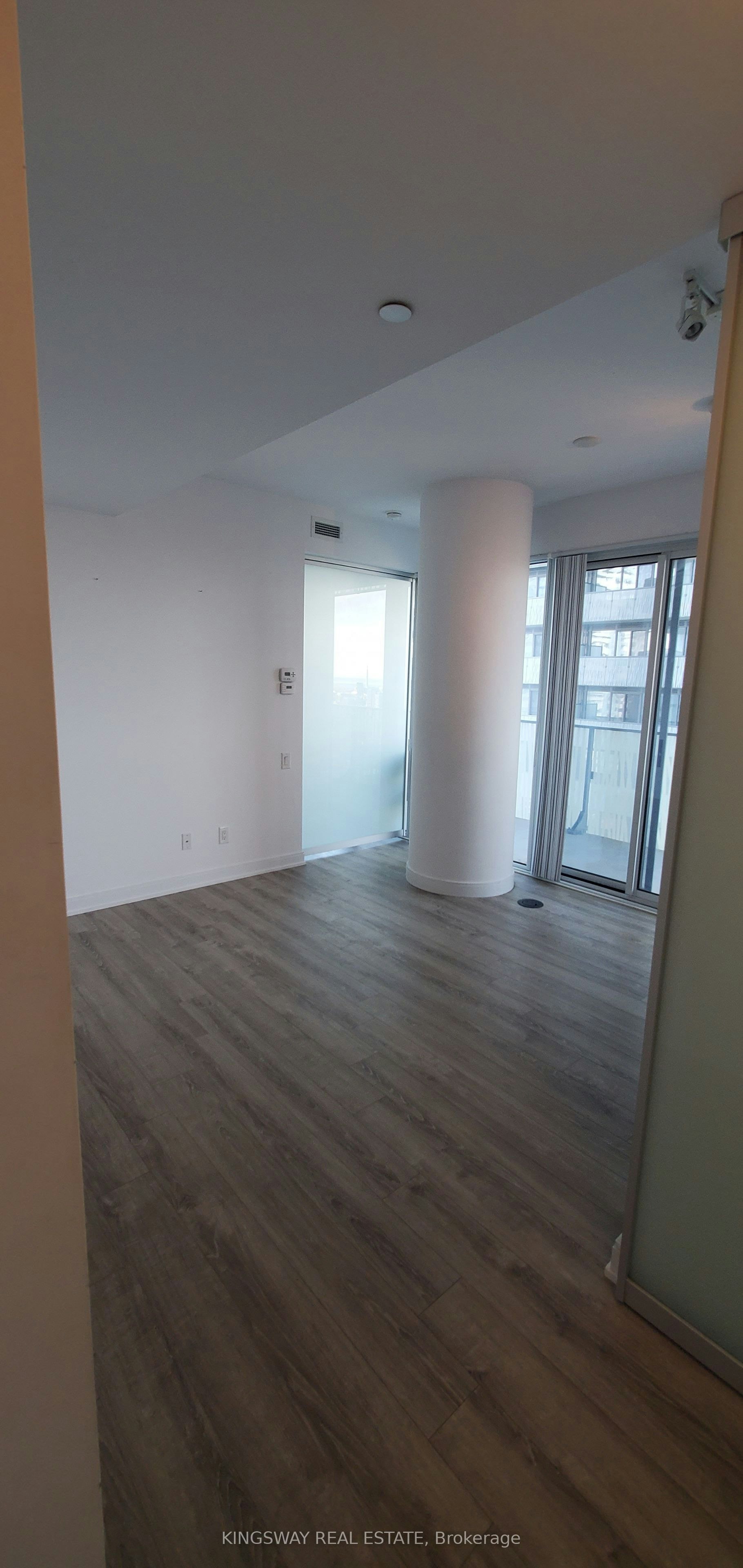 3401-42 Charles Street E, Toronto, ON, M4Y 0B7 - 7