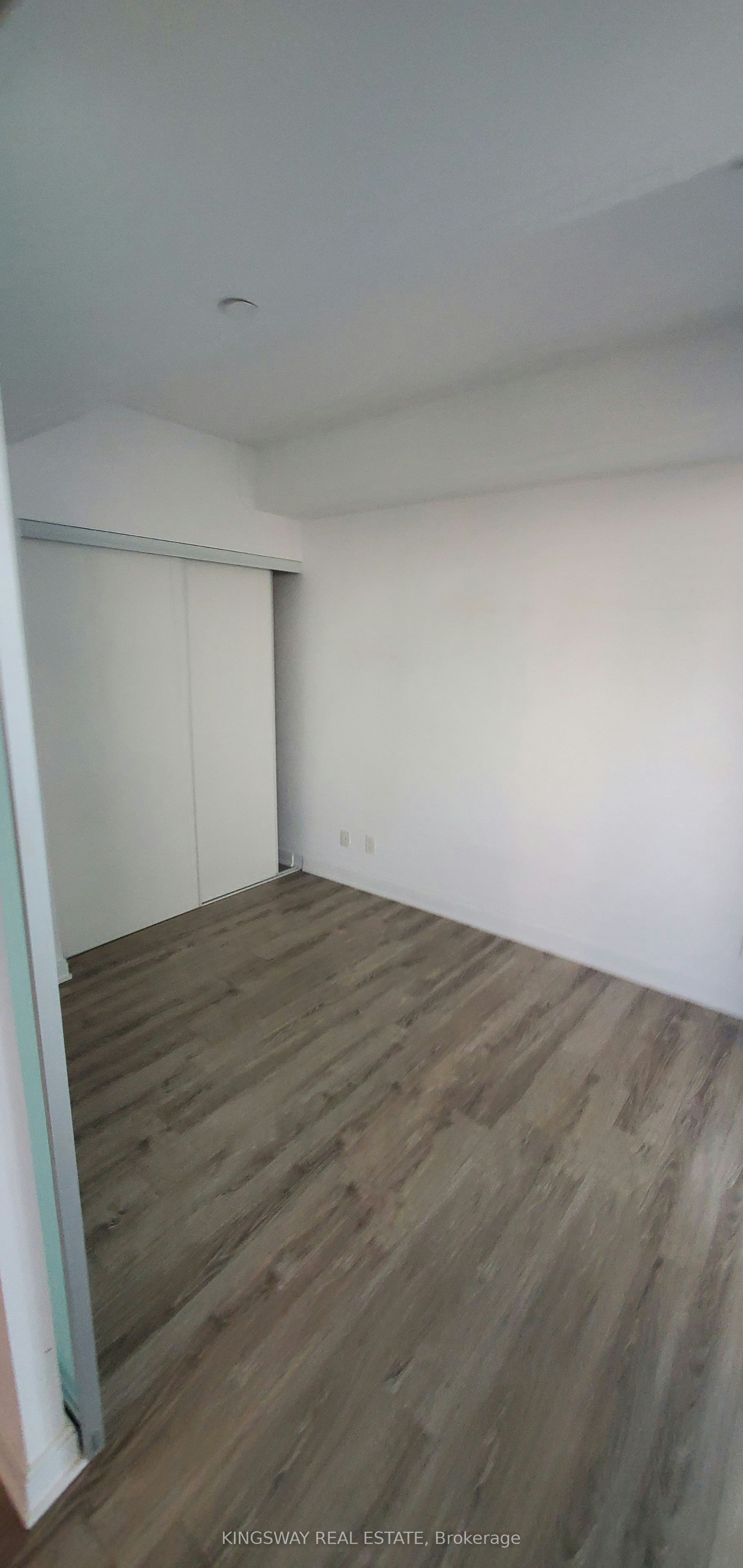 3401-42 Charles Street E, Toronto, ON, M4Y 0B7 - 8