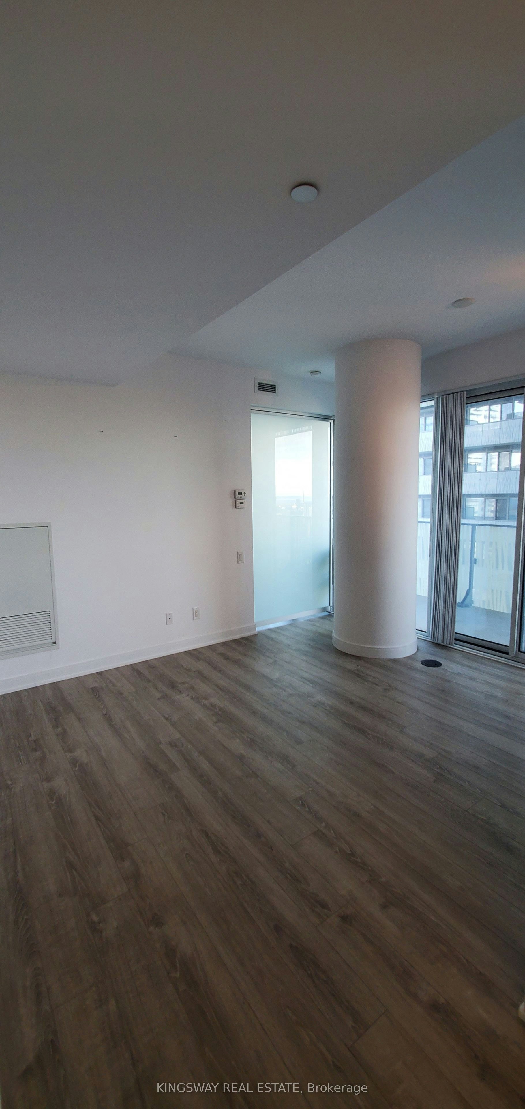 3401-42 Charles Street E, Toronto, ON, M4Y 0B7 - 11