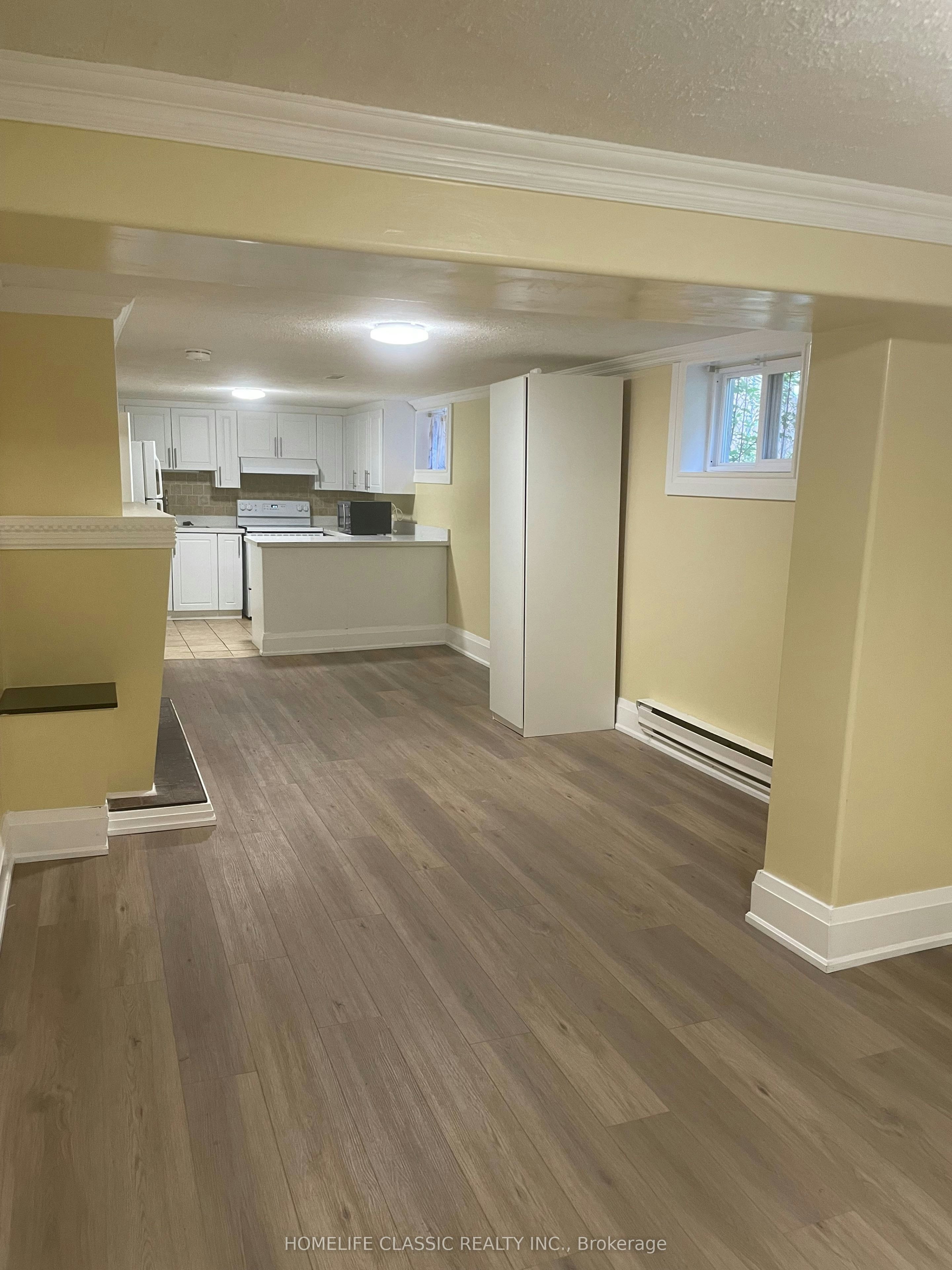 LOWER-31 Madawaska Avenue, Toronto, ON, M2M 2R1 - 7