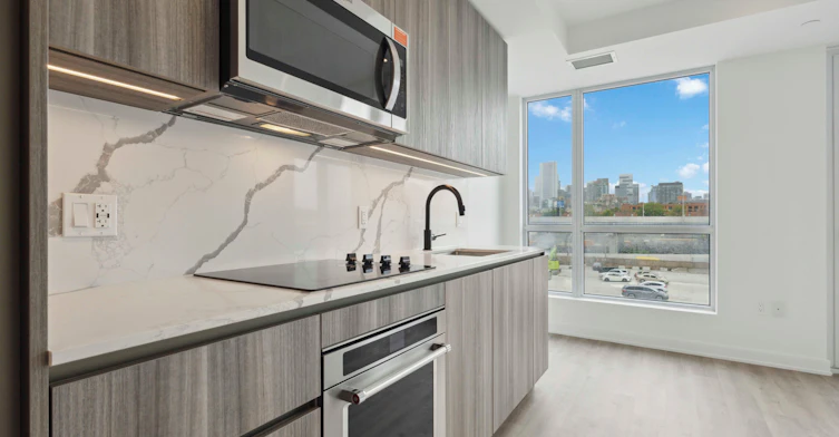 302-15 Richardson Street, Toronto, ON, M5A 1B4 - 14