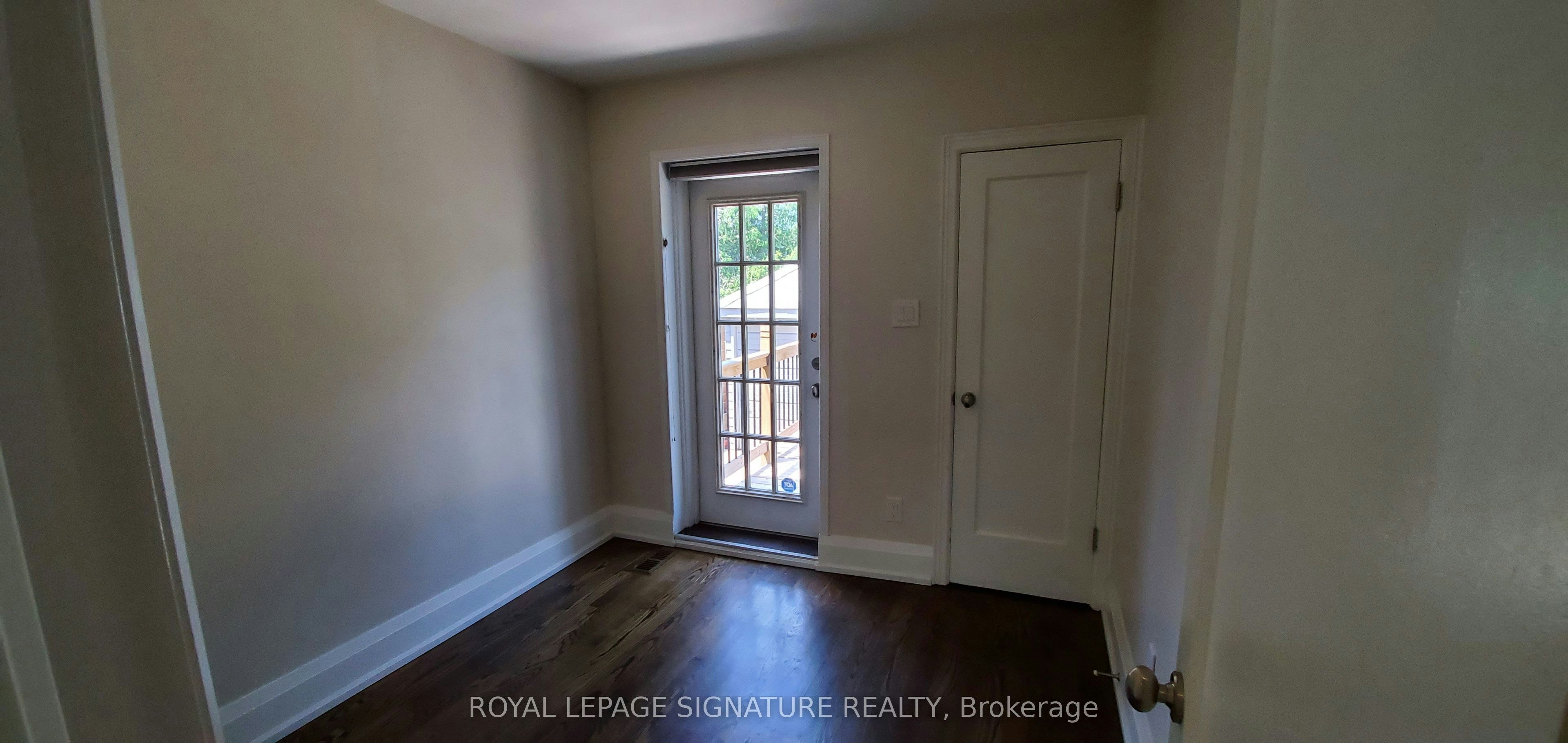 118 Parkhurst Boulevard, Toronto, ON, M4G 2E7