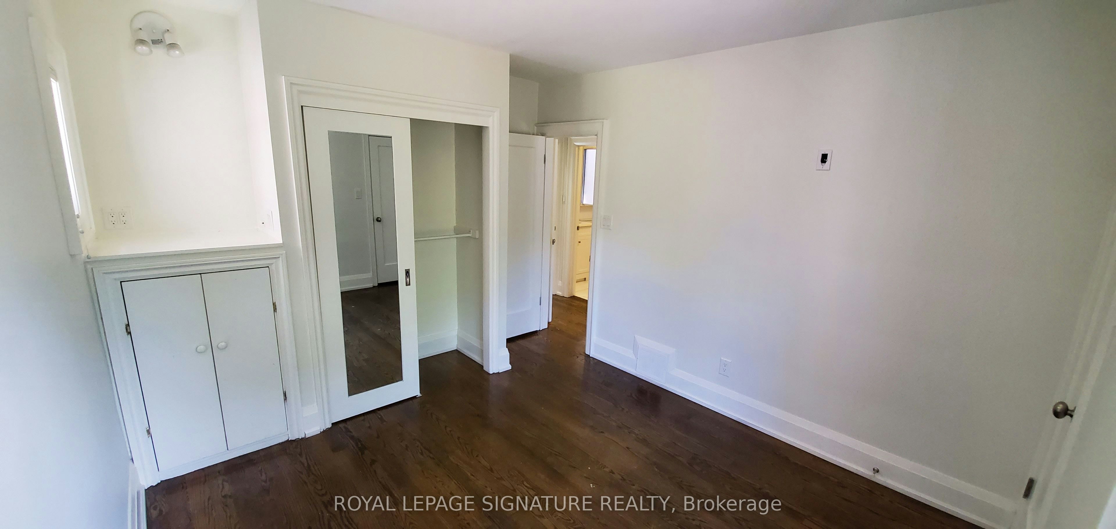 118 Parkhurst Boulevard, Toronto, ON, M4G 2E7 - 2
