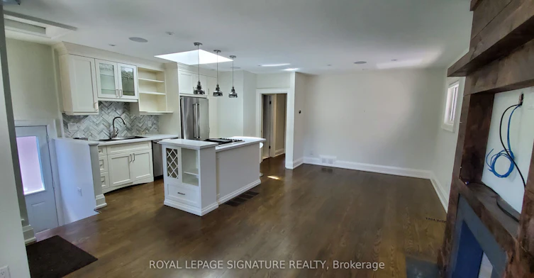 118 Parkhurst Boulevard, Toronto, ON, M4G 2E7 - 6