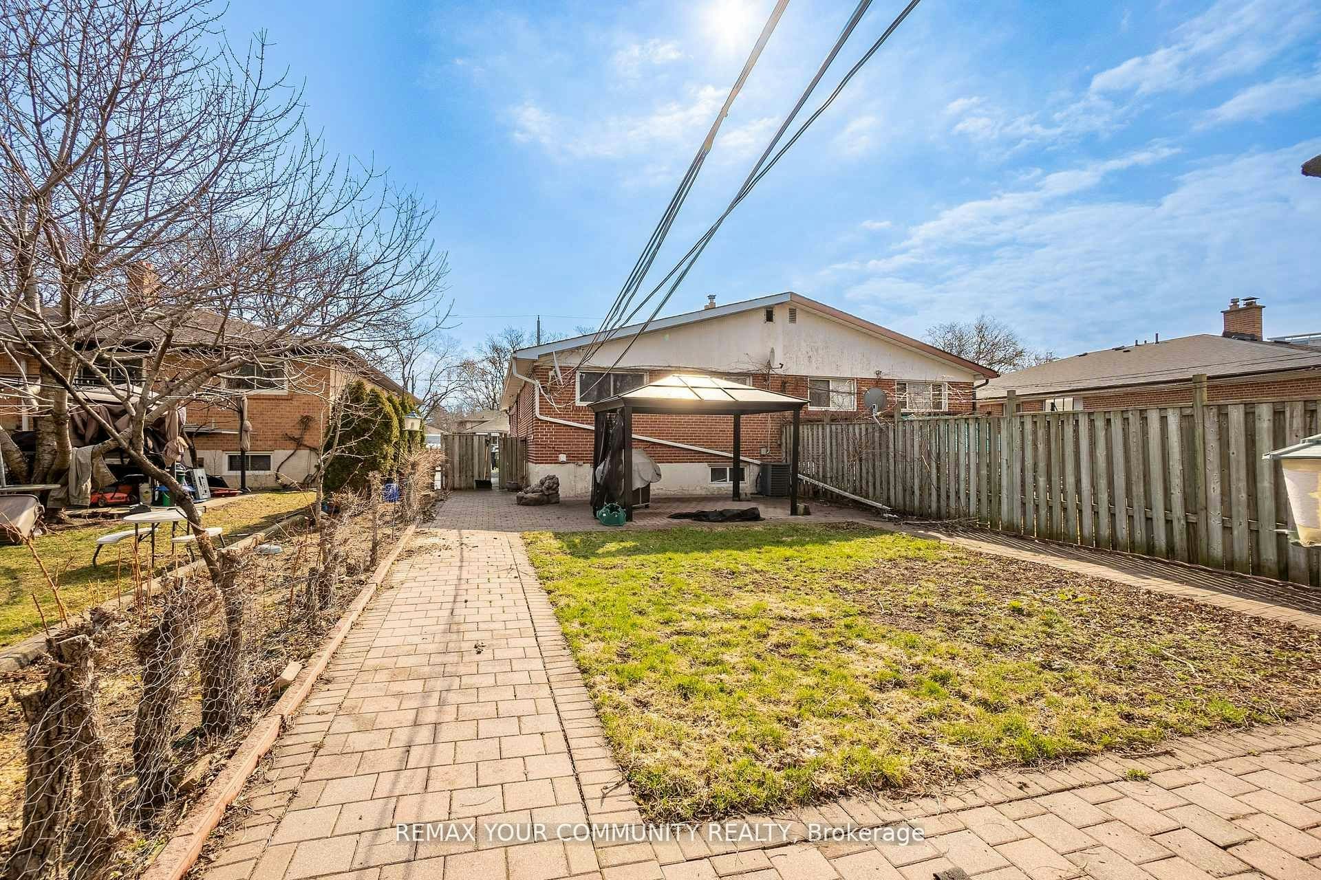 Main-32 Marbury Crescent, Toronto, ON, M3A 2G2 - 18