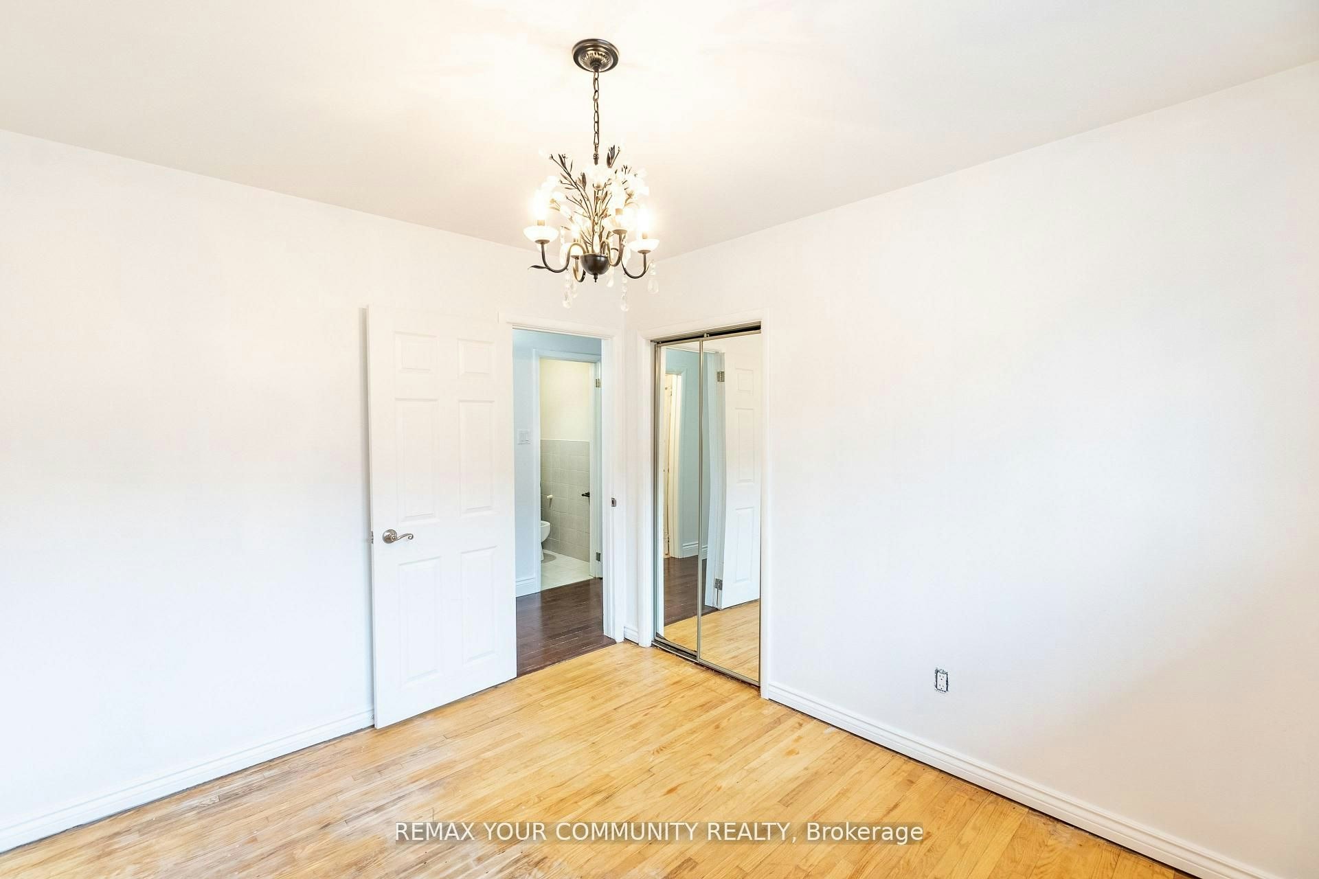 Main-32 Marbury Crescent, Toronto, ON, M3A 2G2 - 13
