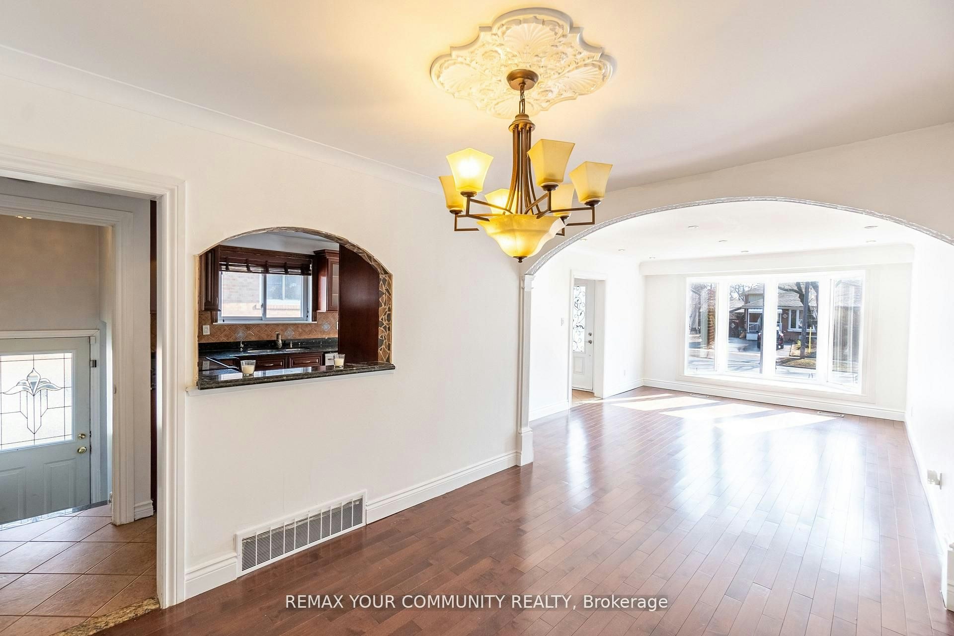 Main-32 Marbury Crescent, Toronto, ON, M3A 2G2 - 6