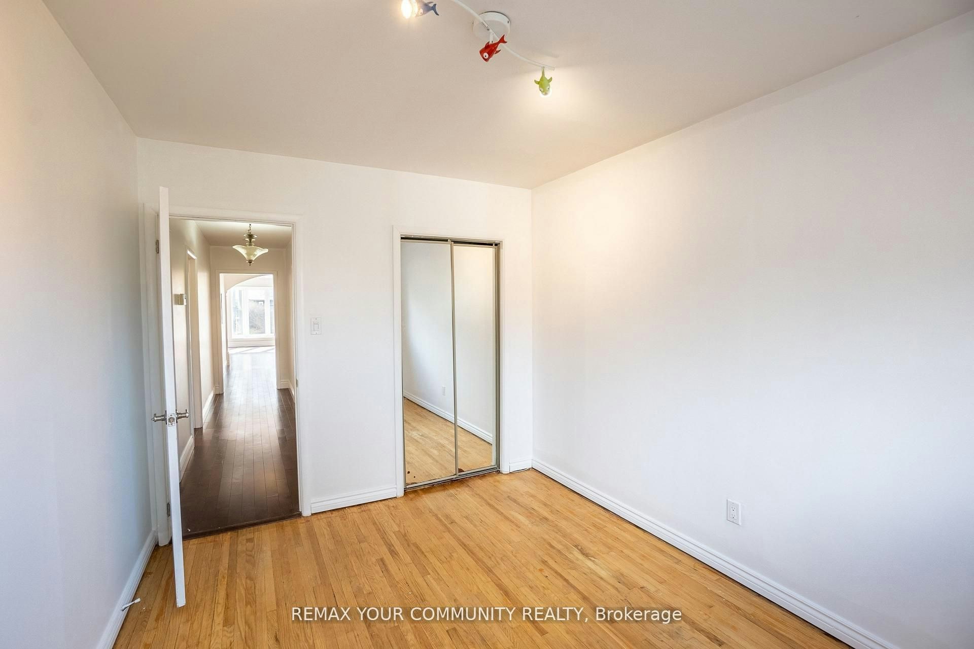 Main-32 Marbury Crescent, Toronto, ON, M3A 2G2 - 15