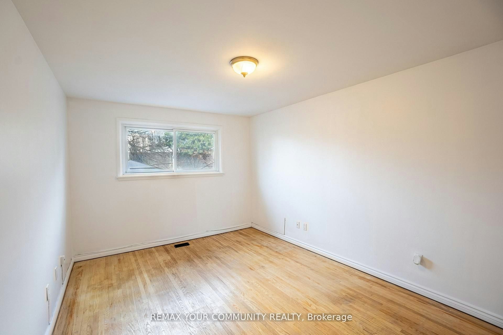 Main-32 Marbury Crescent, Toronto, ON, M3A 2G2 - 14