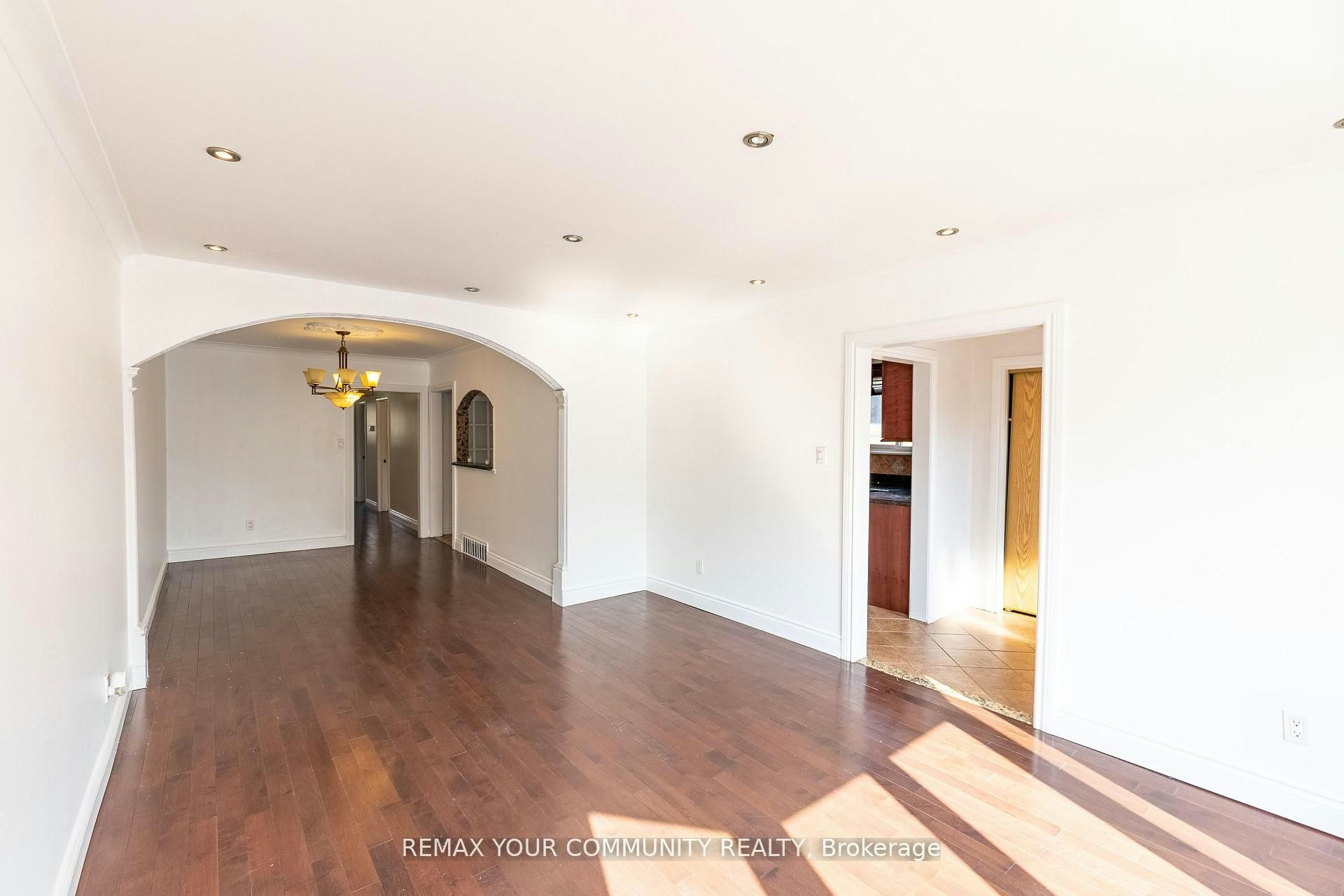 Main-32 Marbury Crescent, Toronto, ON, M3A 2G2 - 7