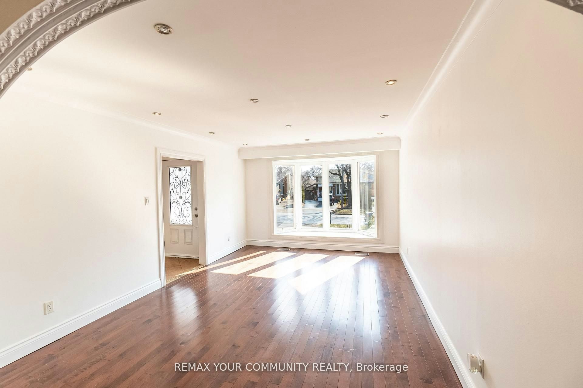 Main-32 Marbury Crescent, Toronto, ON, M3A 2G2 - 5