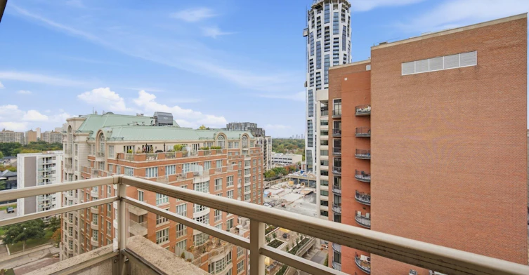 1404-60 St Clair Avenue W, Toronto, ON, M4V 1M1 - 19