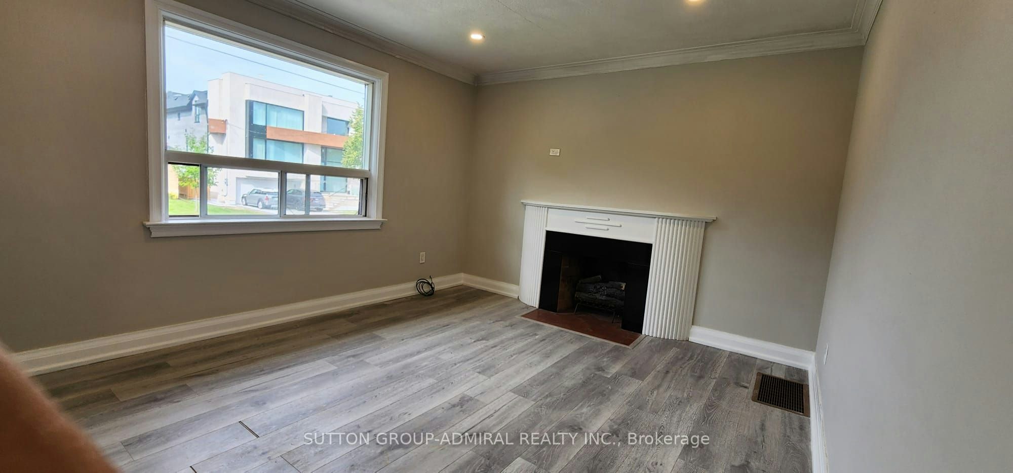 493 Hounslow Avenue, Toronto, ON, M2R 1J1 - 6