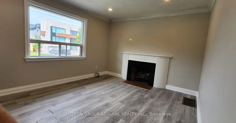 493 Hounslow Avenue, Toronto, ON, M2R 1J1 - 6
