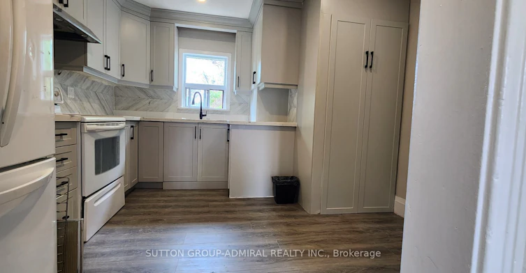 493 Hounslow Avenue, Toronto, ON, M2R 1J1 - 8