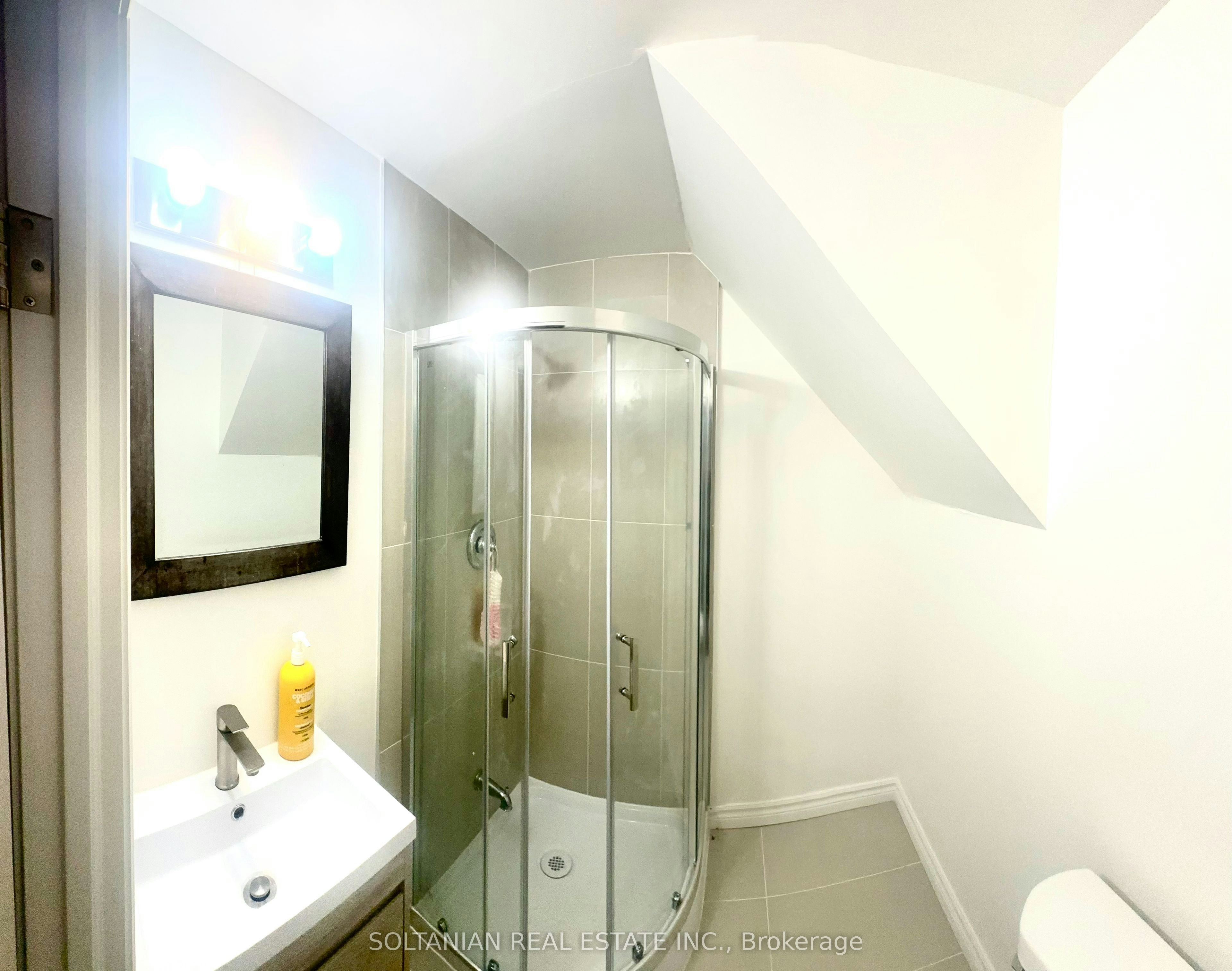 Bsmt-288 Connaught Avenue, Toronto, ON, M2R 2L9 - 4