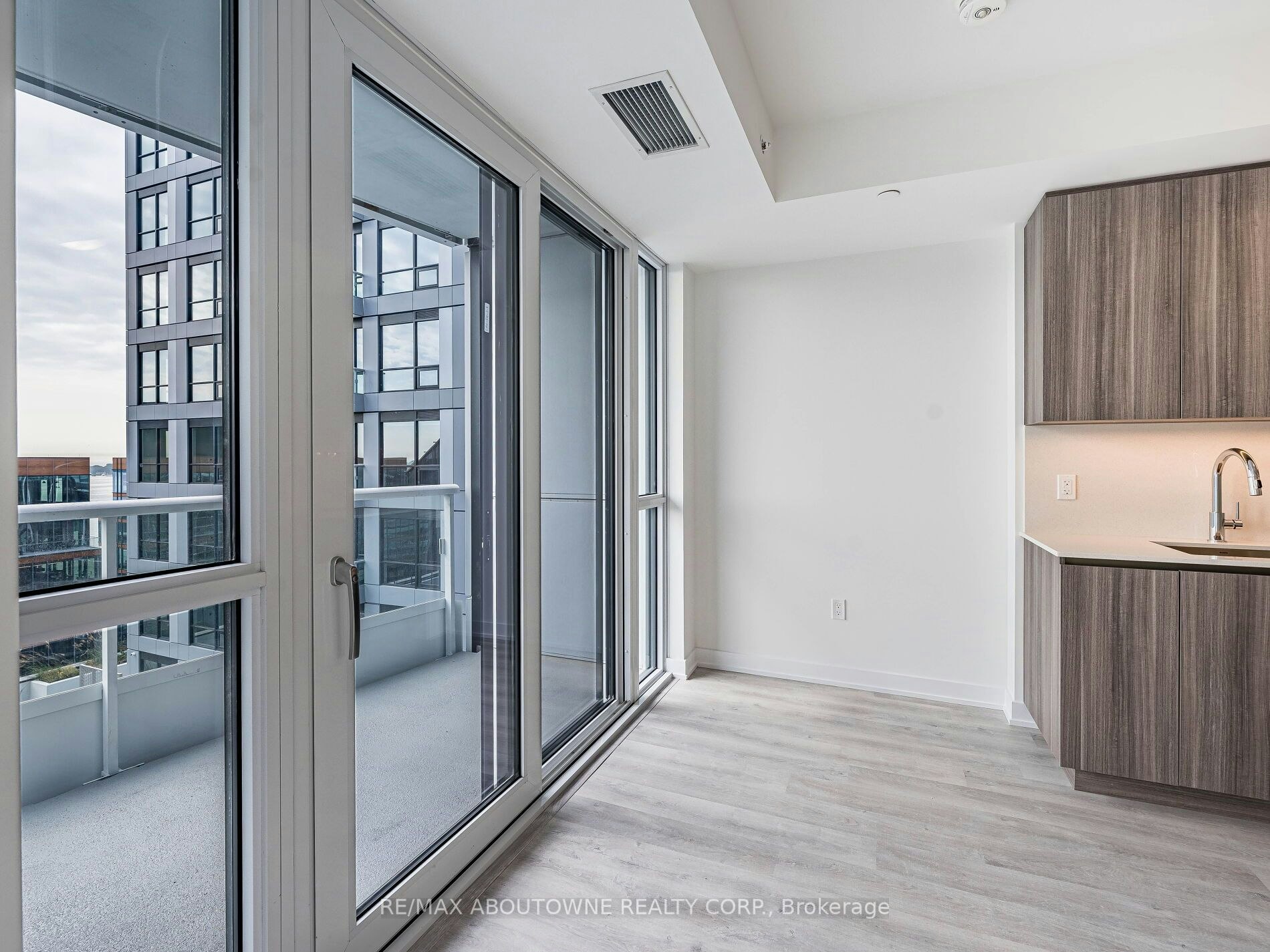 1507-15 Richardson Street, Toronto, ON, M5A 0Y5 - 16