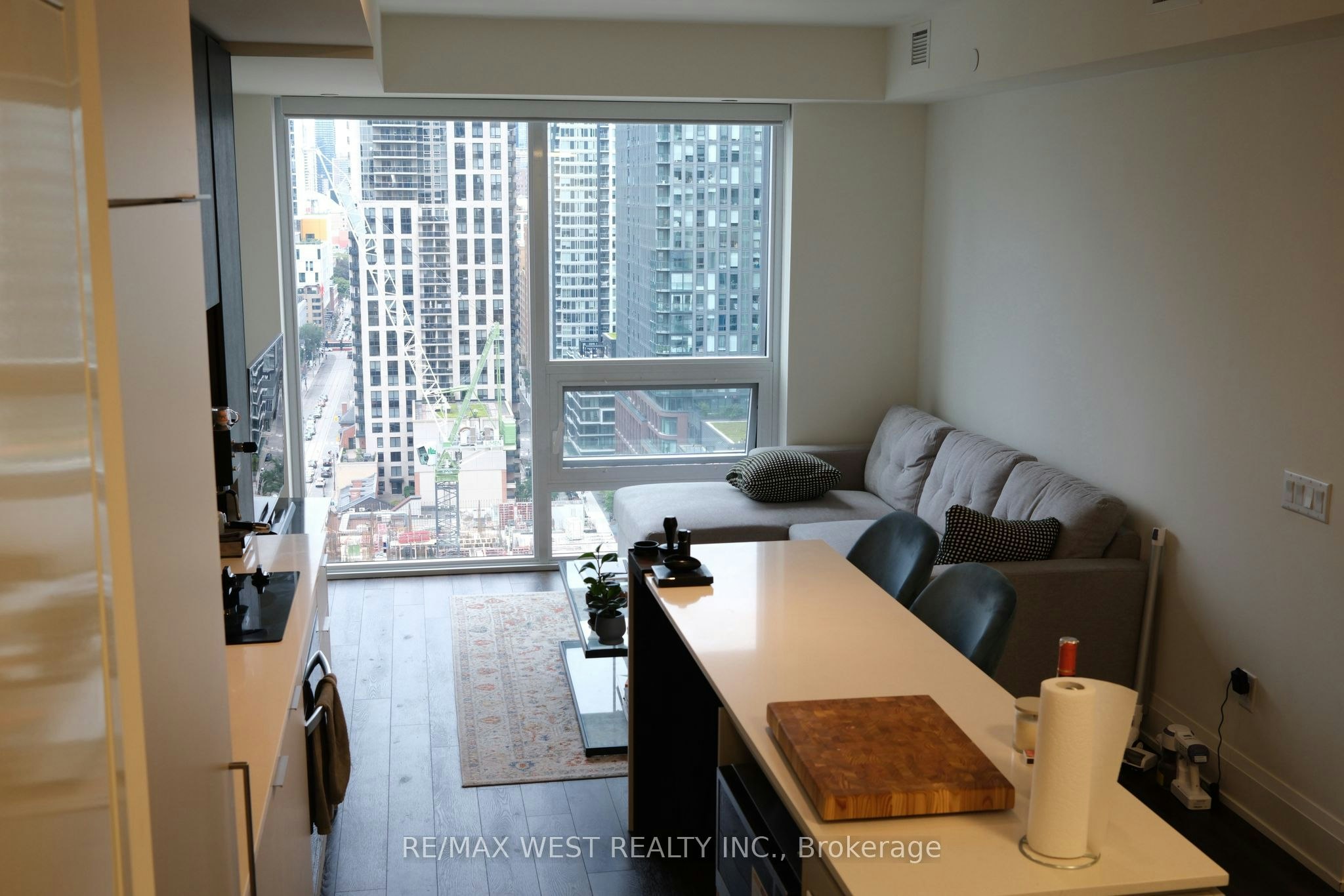 #2304-89 Church Street, Toronto, ON, M5C 0B7 - 3