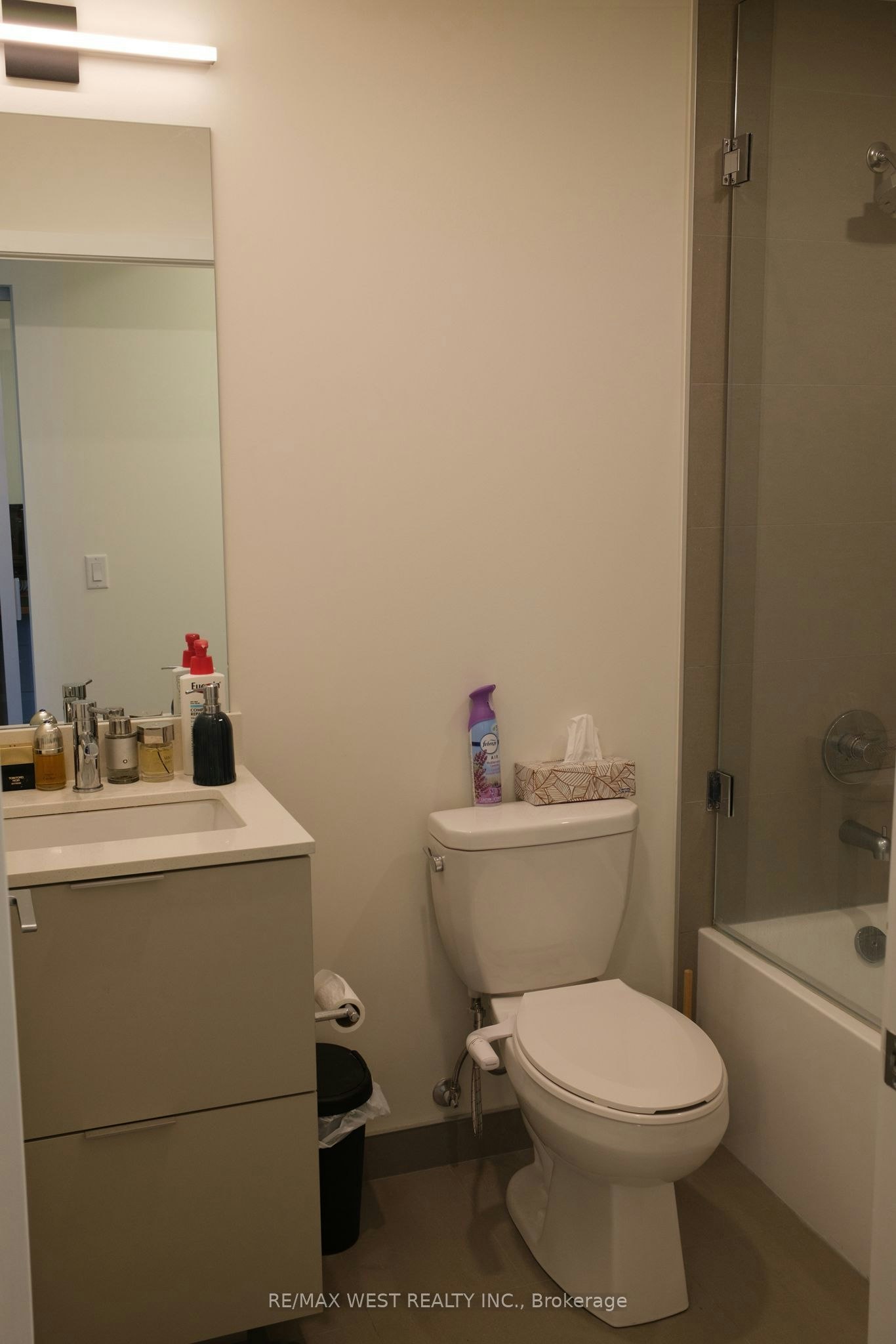 #2304-89 Church Street, Toronto, ON, M5C 0B7 - 6