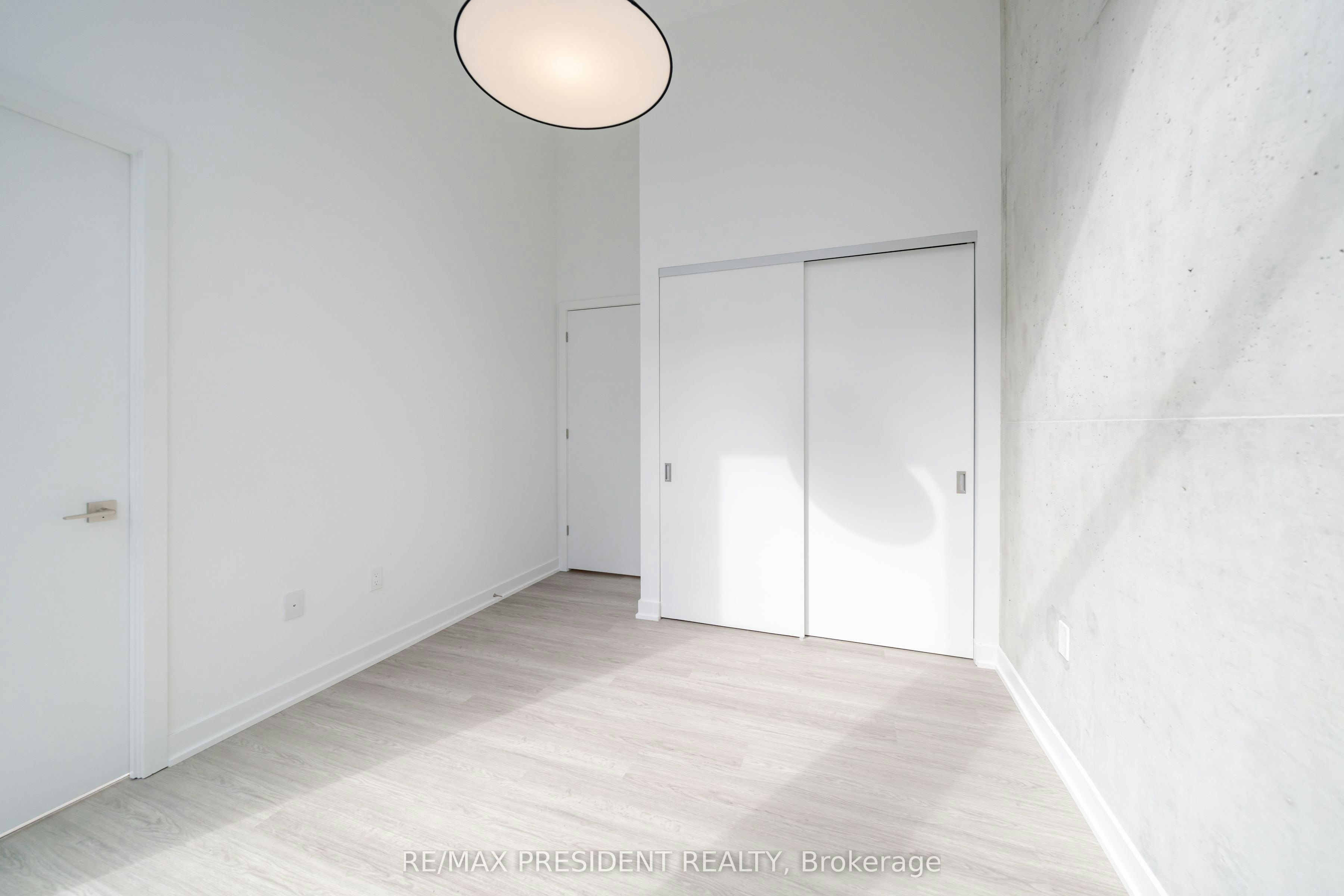 201-284 King Street E, Toronto, ON, M5A 1K4 - 11