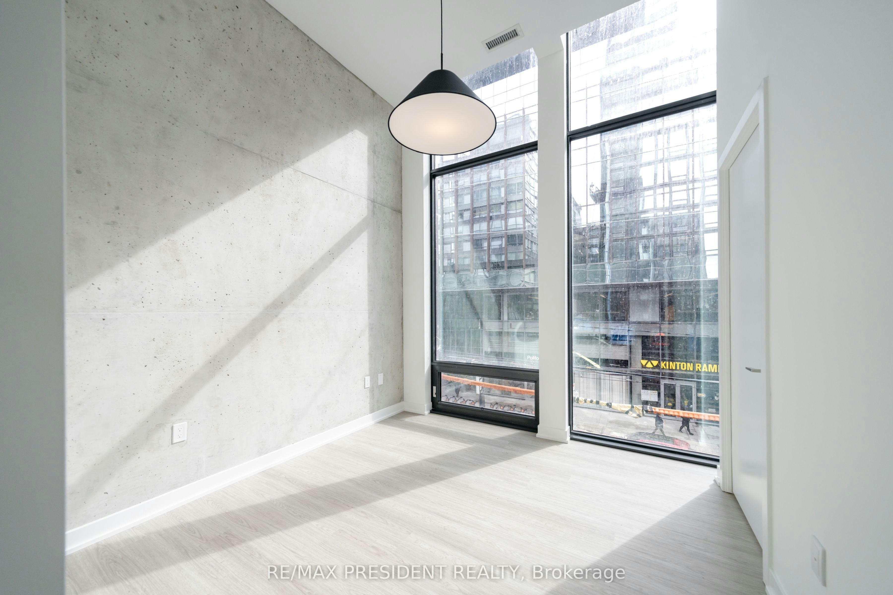201-284 King Street E, Toronto, ON, M5A 1K4 - 9