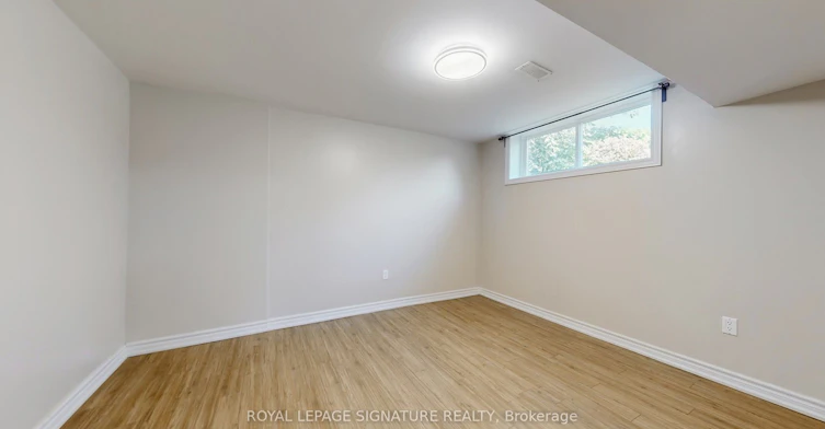 Lower-145 Sloane Avenue, Toronto, ON, M4A 2B8 - 5