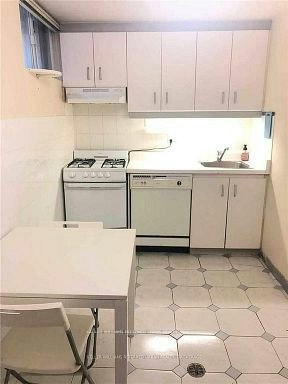 Bsmt-44 Bellevue Avenue, Toronto, ON, M5T 2M4