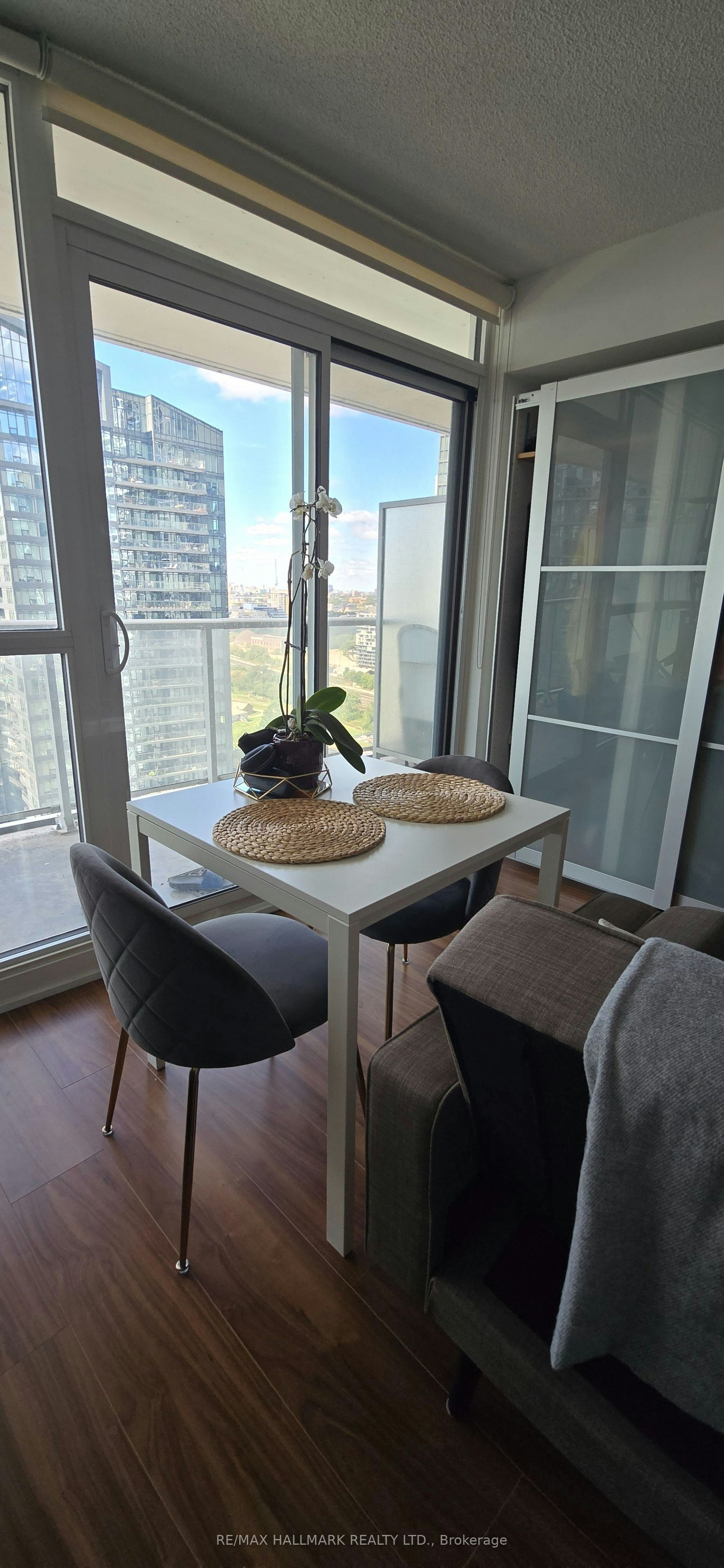 2809-75 Queens Wharf Road, Toronto, ON, M5V 0J8 - 5