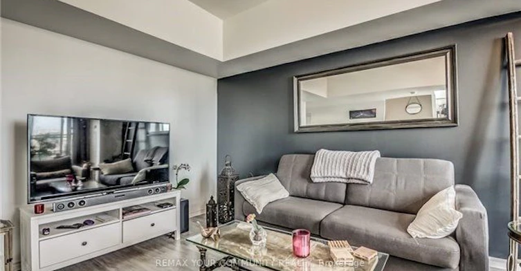 Ph 11-80 Mill Street, Toronto, ON, M5A 4T3 - 7