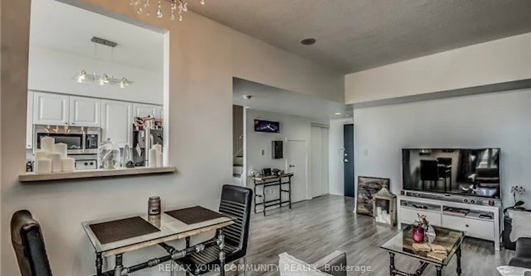 Ph 11-80 Mill Street, Toronto, ON, M5A 4T3 - 9