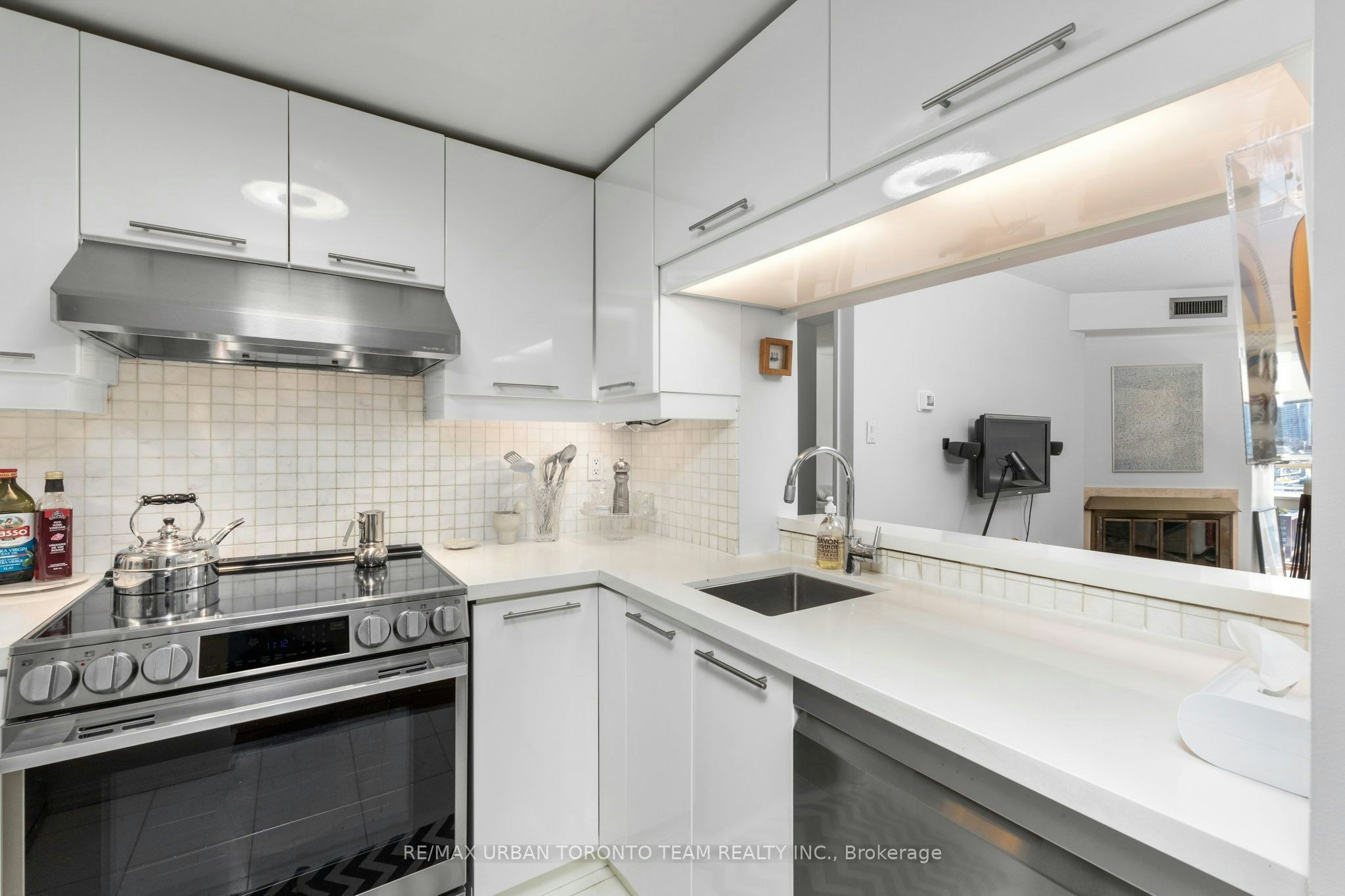 1903-705 King Street W, Toronto, ON, M5V 2W8 - 12