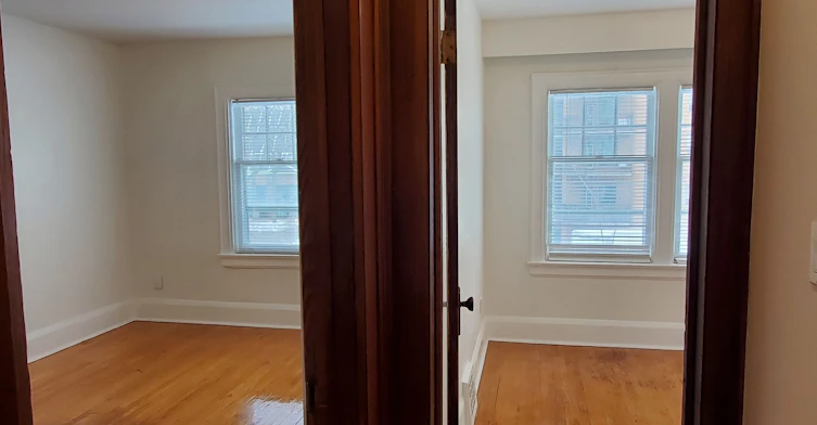 Upper-28 Winona Drive, Toronto, ON, M6G 3S6 - 9
