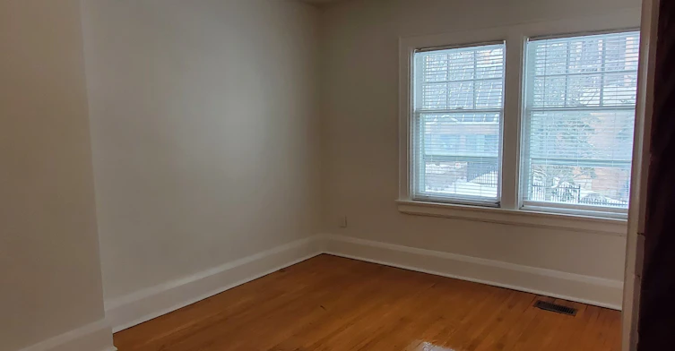 Upper-28 Winona Drive, Toronto, ON, M6G 3S6 - 11