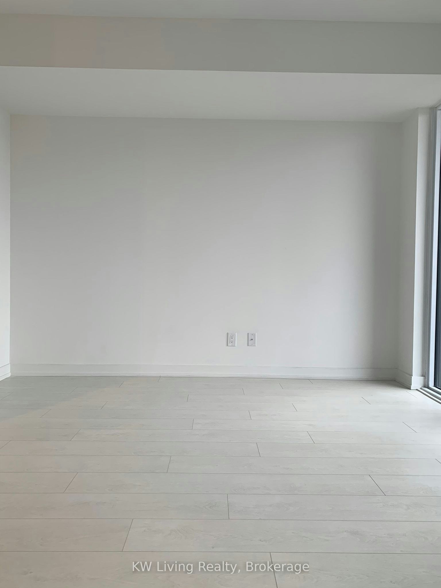3317-19 Western Battery Road, Toronto, ON, M6K 3S4 - 7