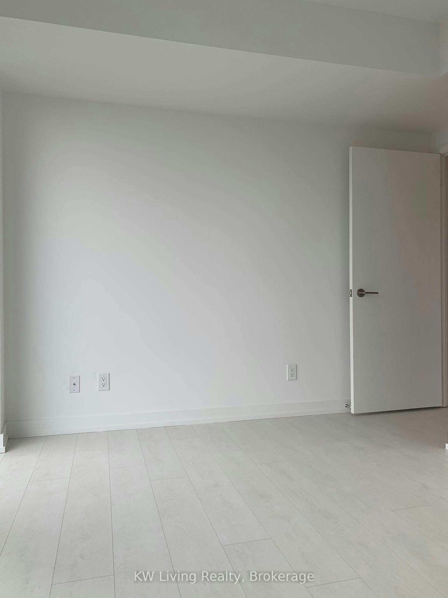 3317-19 Western Battery Road, Toronto, ON, M6K 3S4 - 12