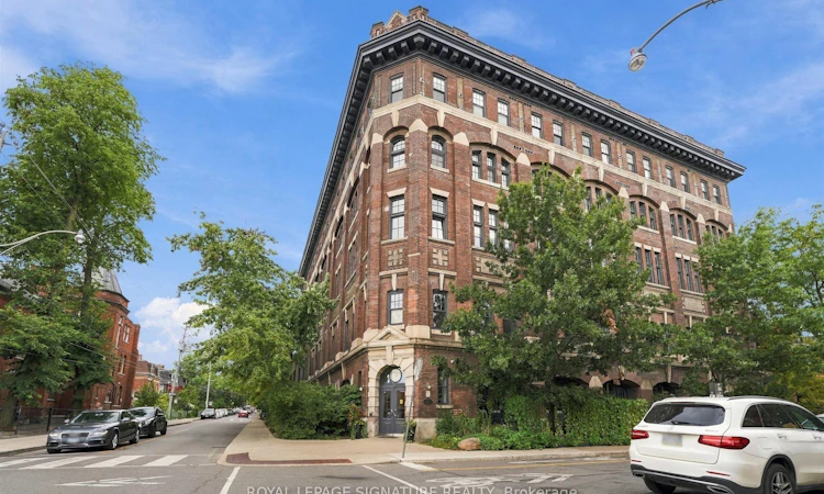 404-183 Dovercourt Road